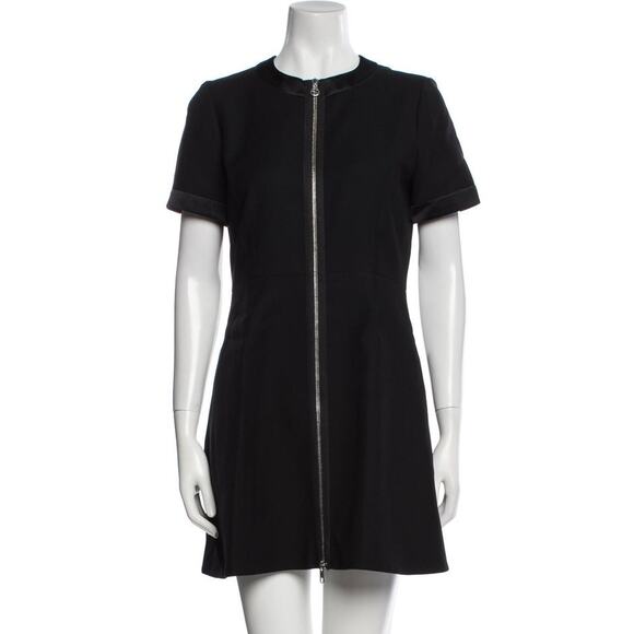 New With Tags ❤️Gucci 2023 Mini Dress❤️ - Picture 2 of 4